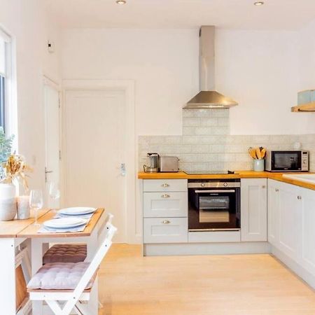 Newly Refurbished Traditional Cottage Blackrock Blackrock  Kültér fotó