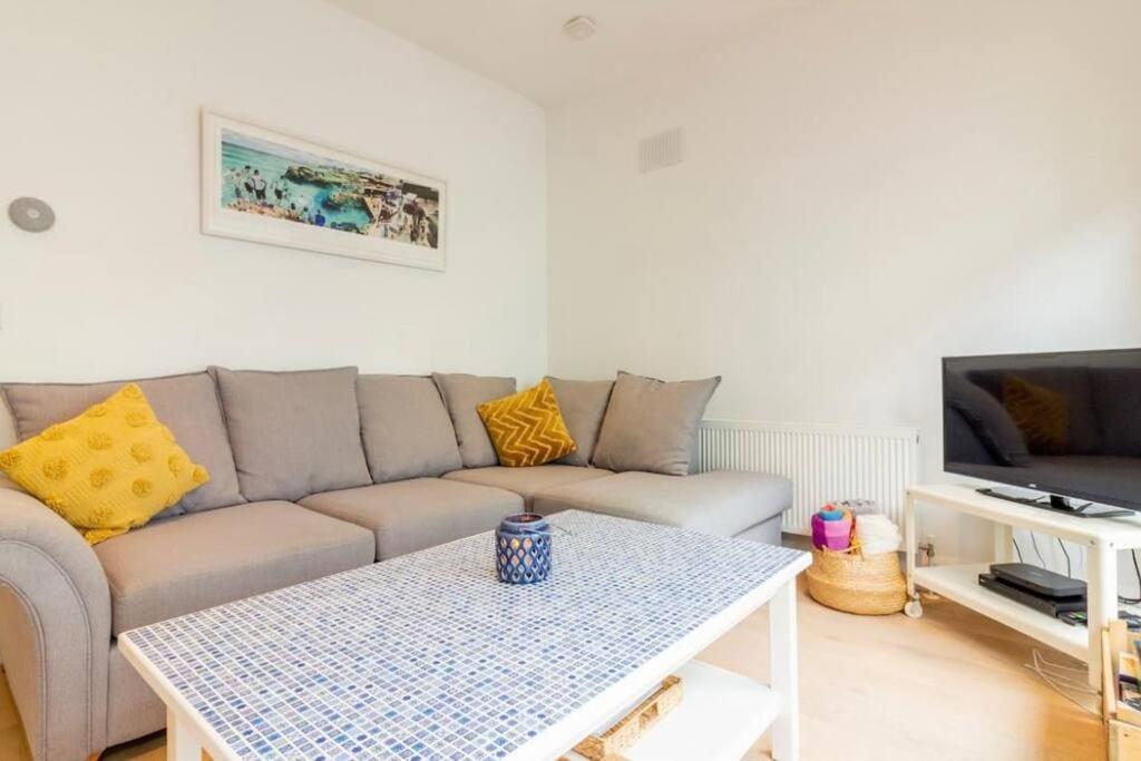 Newly Refurbished Traditional Cottage Blackrock Blackrock  Kültér fotó