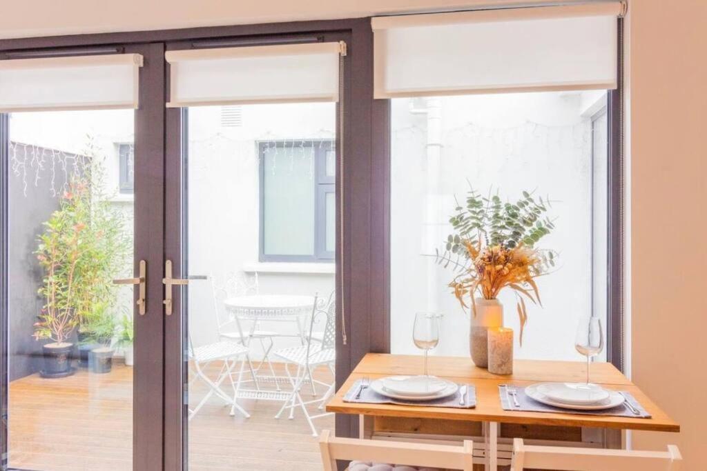 Newly Refurbished Traditional Cottage Blackrock Blackrock  Kültér fotó