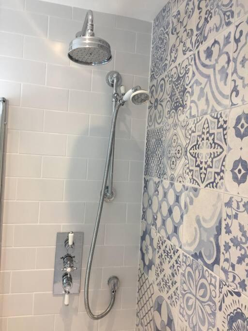 Newly Refurbished Traditional Cottage Blackrock Blackrock  Kültér fotó